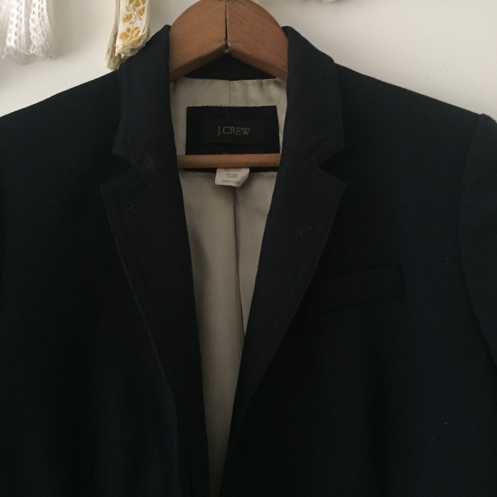 J. Crew Classic Schoolboy Blazer in Navy - Picture 5 of 8